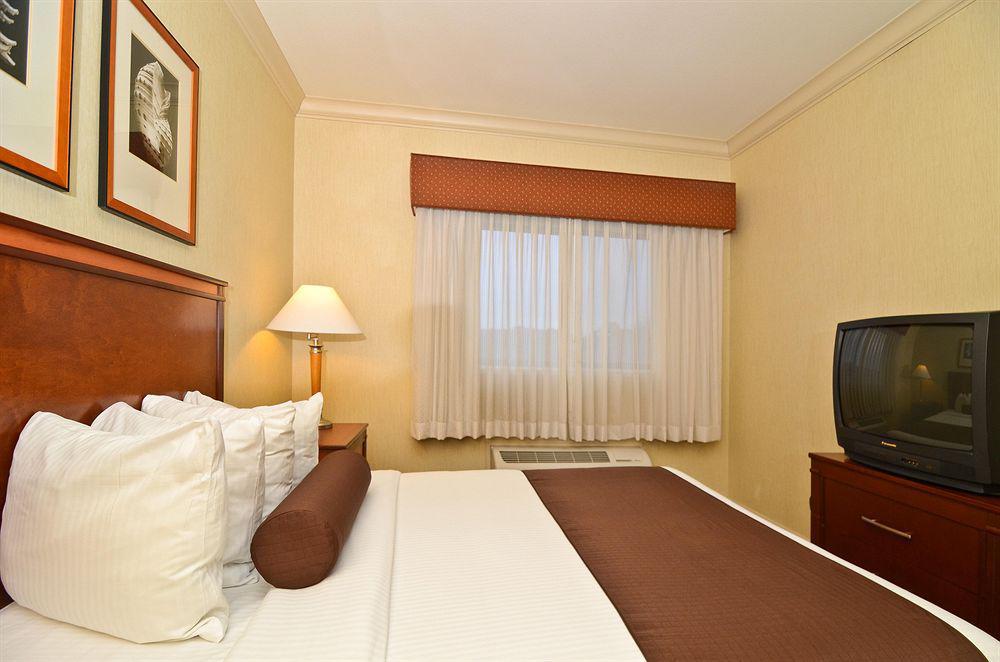 Best Western Plus All Suites Inn Santa Cruz Bilik gambar